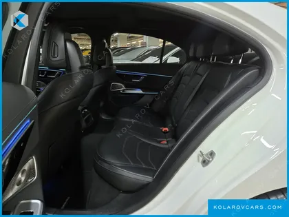 MERCEDES E-CLASS E300 4MATIC AMG LINE