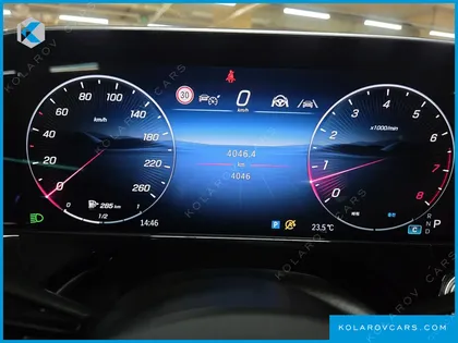 MERCEDES E-CLASS E300 4MATIC AMG LINE
