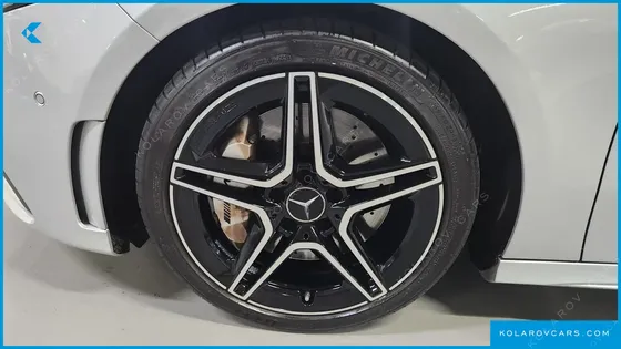 MERCEDES A-CLASS AMG A35 4MATIC SEDAN