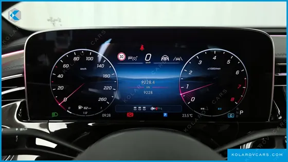 MERCEDES E-CLASS E300 4MATIC AMG LINE