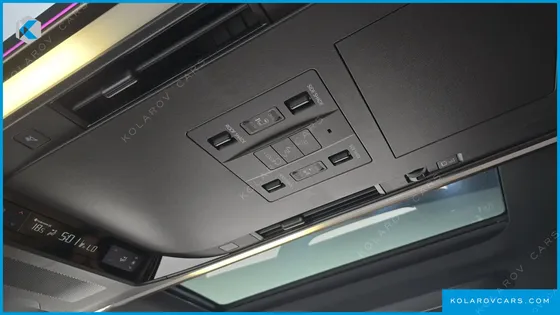 TOYOTA ALPHARD 2.5 HEV EXECUTIVE AWD