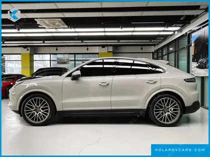 PORSCHE CAYENNE 3.0 COUPE PLATINUM EDITION