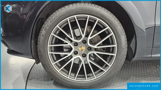 PORSCHE CAYENNE 3.0