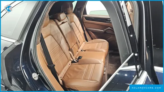 PORSCHE CAYENNE 3.0
