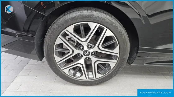 HYUNDAI GRANDEUR 2,5 GASOLINE 2WD