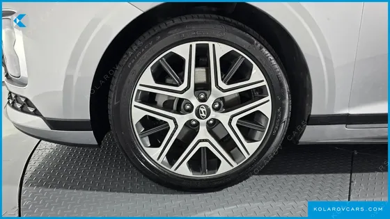 HYUNDAI GRANDEUR 2,5 GASOLINE 2WD