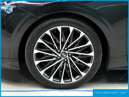 HYUNDAI GRANDEUR 2,5 GASOLINE 2WD