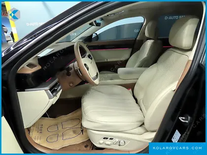 HYUNDAI GRANDEUR 2,5 GASOLINE 2WD