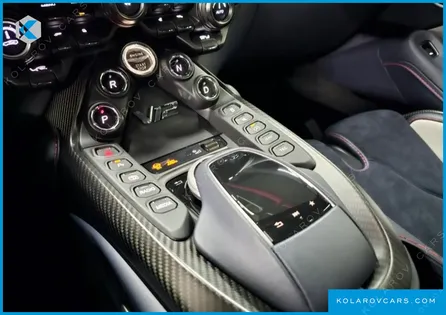 ASTON MARTIN VANTAGE 5.2 V12 FINAL EDITION