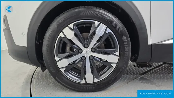 PEUGEOT 3008 2.0 BLUEHDI GT