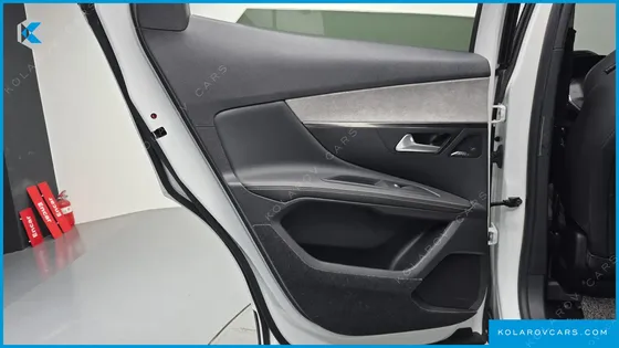 PEUGEOT 3008 2.0 BLUEHDI GT