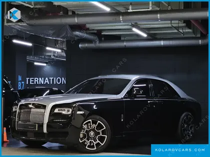 ROLLS ROYCE GHOST 6.6 V12 BLACK BADGE