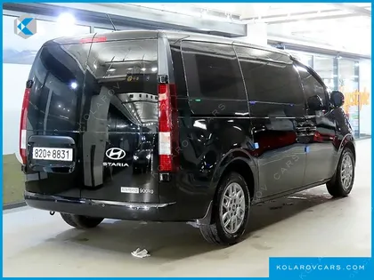 HYUNDAI STARIA L3.5 CARGO 3-SEATER