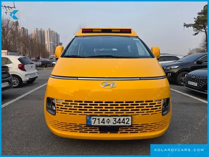 HYUNDAI STARIA L3.5  KINDER SAFETY CAR