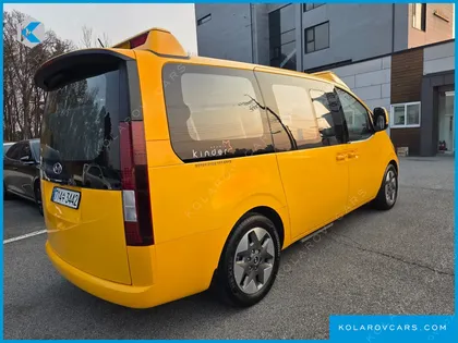HYUNDAI STARIA L3.5  KINDER SAFETY CAR