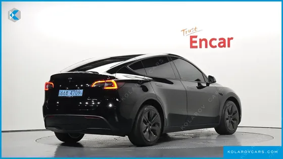 TESLA MODEL Y LONG RANGE AWD