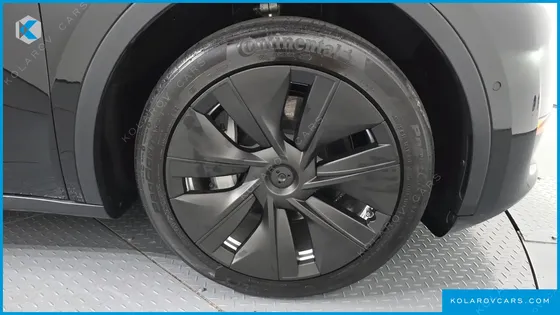 TESLA MODEL Y LONG RANGE AWD