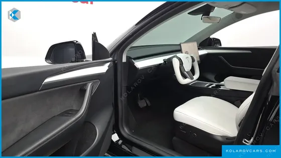 TESLA MODEL Y LONG RANGE AWD