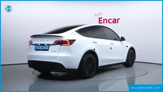 TESLA MODEL Y RWD