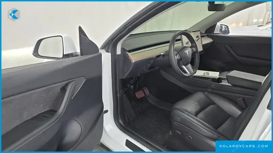 TESLA MODEL Y LONG RANGE AWD
