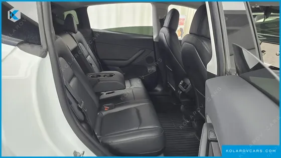 TESLA MODEL Y LONG RANGE AWD