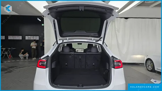 TESLA MODEL Y LONG RANGE AWD