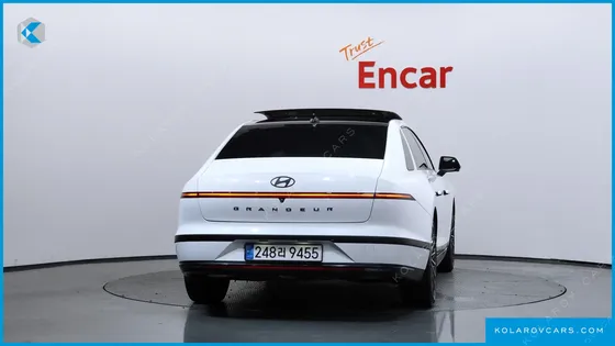 HYUNDAI GRANDEUR CALLIGRAPHY