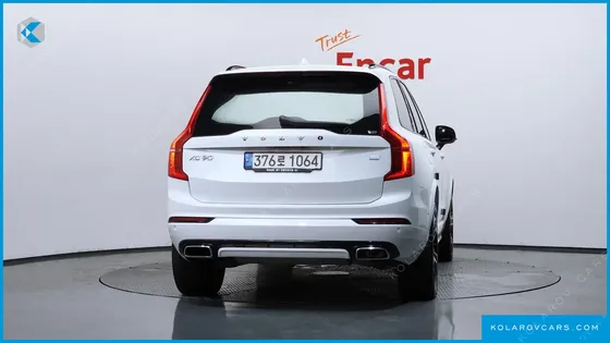 VOLVO XC90 T8 R-DESIGN HYBRID