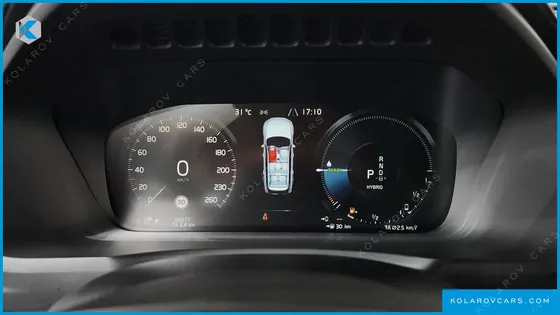 VOLVO XC90 T8 R-DESIGN HYBRID