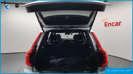 VOLVO XC90 T8 R-DESIGN HYBRID