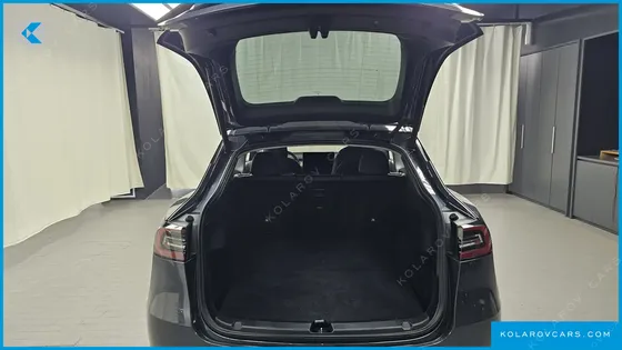 TESLA MODEL Y LONG RANGE AWD