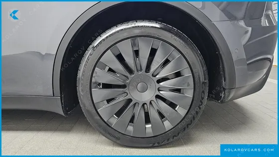 TESLA MODEL Y LONG RANGE AWD