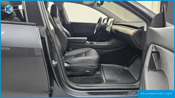 TESLA MODEL Y LONG RANGE AWD