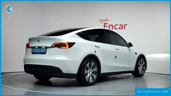 TESLA MODEL Y LONG RANGE AWD