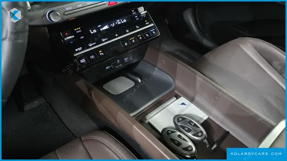 HYUNDAI GRANDEUR PREMIUM