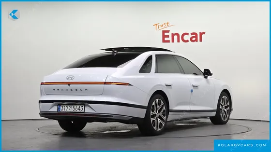 HYUNDAI GRANDEUR EXCLUSIVE