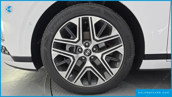 HYUNDAI GRANDEUR EXCLUSIVE