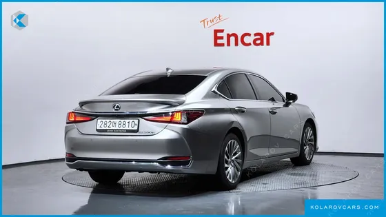 LEXUS ES EXECUTIVE
