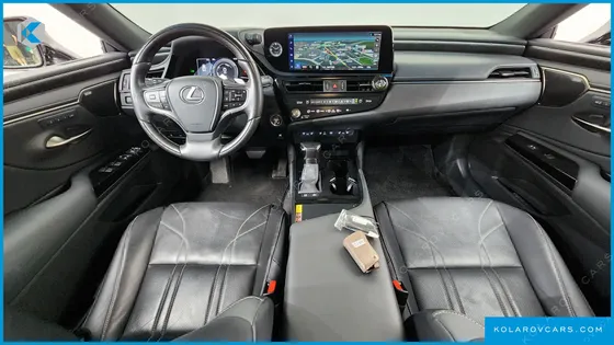 LEXUS ES EXECUTIVE