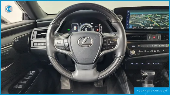 LEXUS ES EXECUTIVE