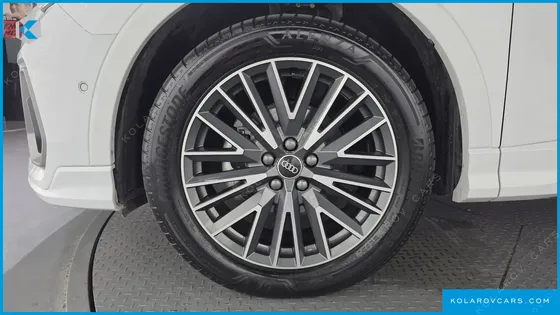 AUDI Q3 35 TDI PREMIUM
