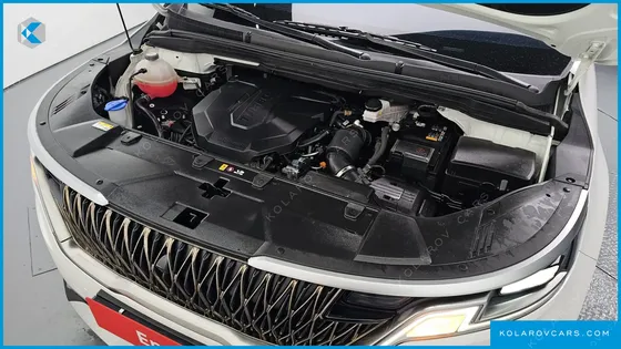 KIA CARNIVAL 9-SEATER PRESTIGE