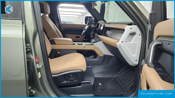 LAND ROVER DEFENDER 110 D300 X-DYNAMIC HSE