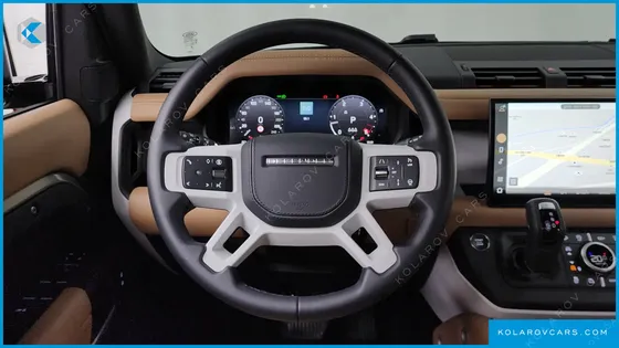 LAND ROVER DEFENDER 110 D300 X-DYNAMIC HSE