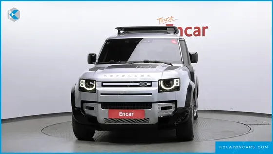 LAND ROVER DEFENDER 110 D300 HSE