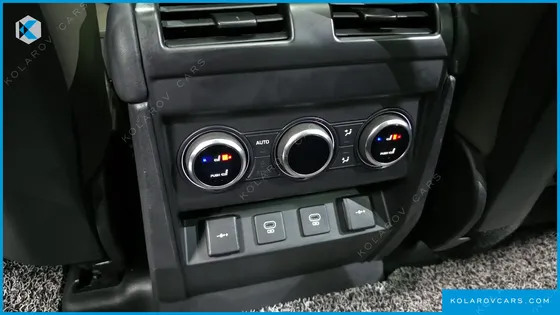 LAND ROVER DEFENDER 110 D300 HSE