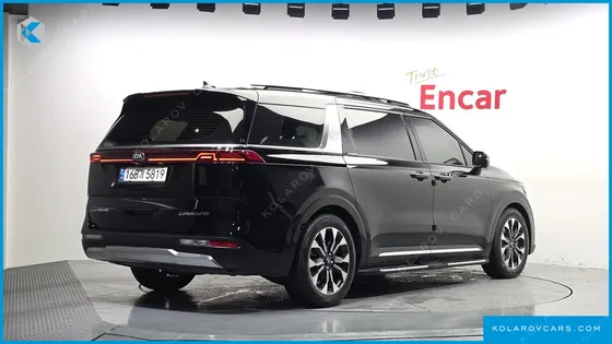 KIA CARNIVAL 7-SEATER SIGNATURE