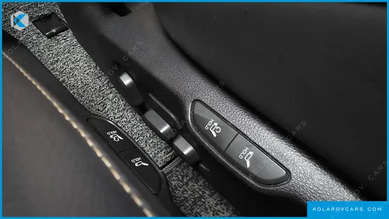 KIA CARNIVAL 7-SEATER SIGNATURE