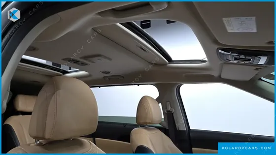 KIA CARNIVAL 7-SEATER SIGNATURE