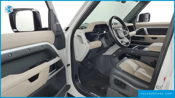 LAND ROVER DEFENDER 110 P300 X-DYNAMIC SE